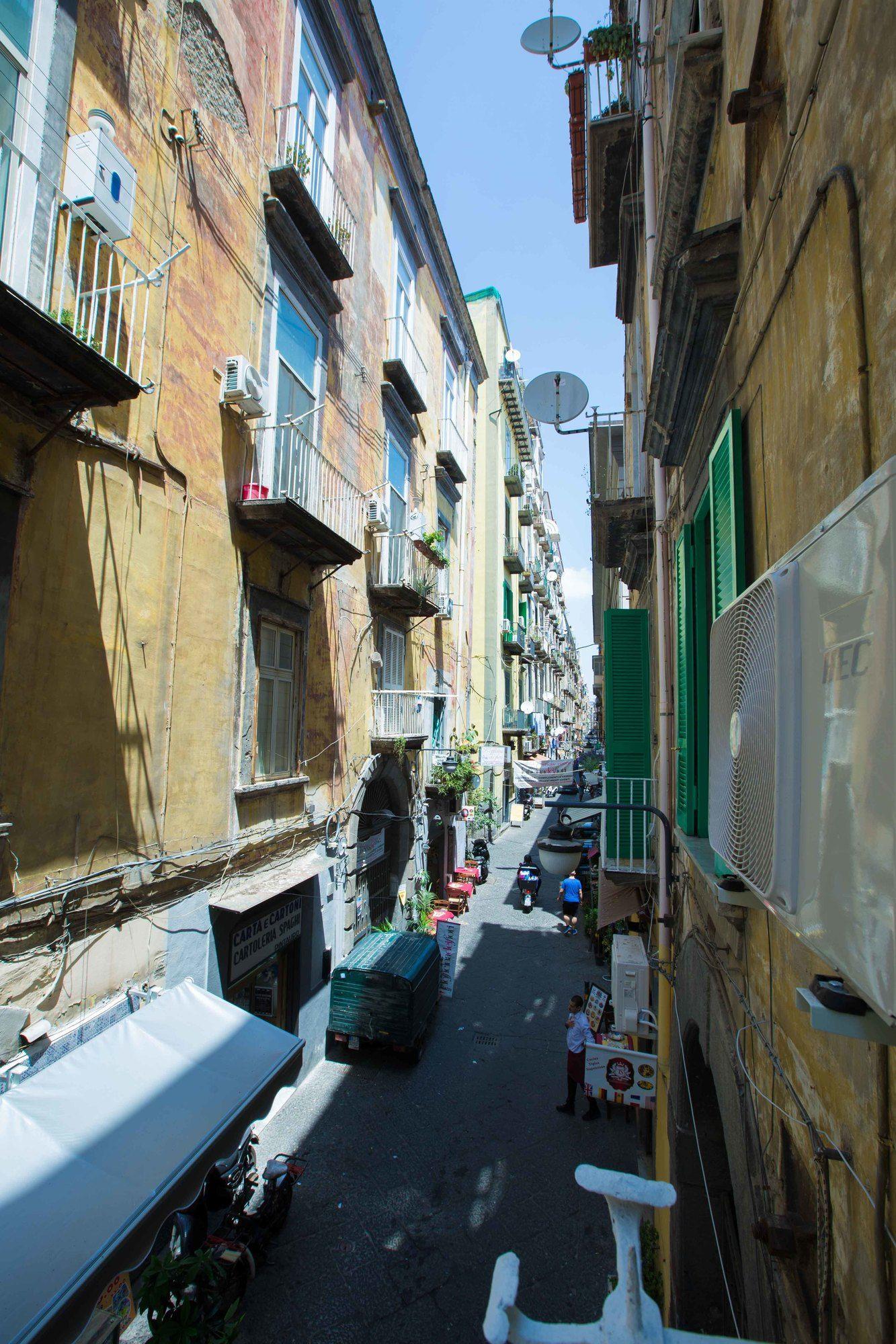 Littlehope 83 * Napoli